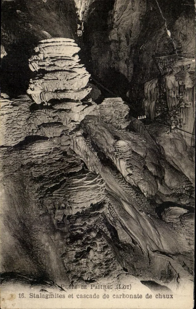 Puits de Padirac (Lot) — Stalaktiten und Kalkstein-Wasserfall — Nr. 16 - Vorderseite