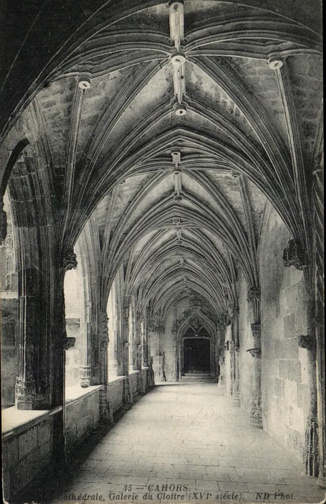 Cahors — Catedral, Galería del Cloître (siglo XVI) — ND Phot. - Anverso
