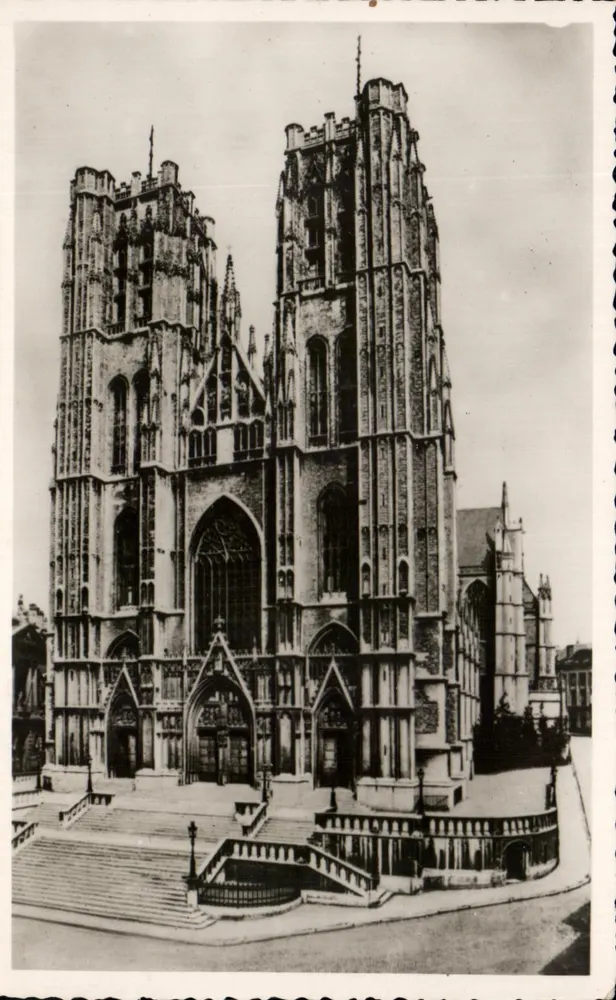 Brüssel — Kollegiate Kirche der hl. Michael und Gudule — Darstellung streng verboten. - Vorderseite