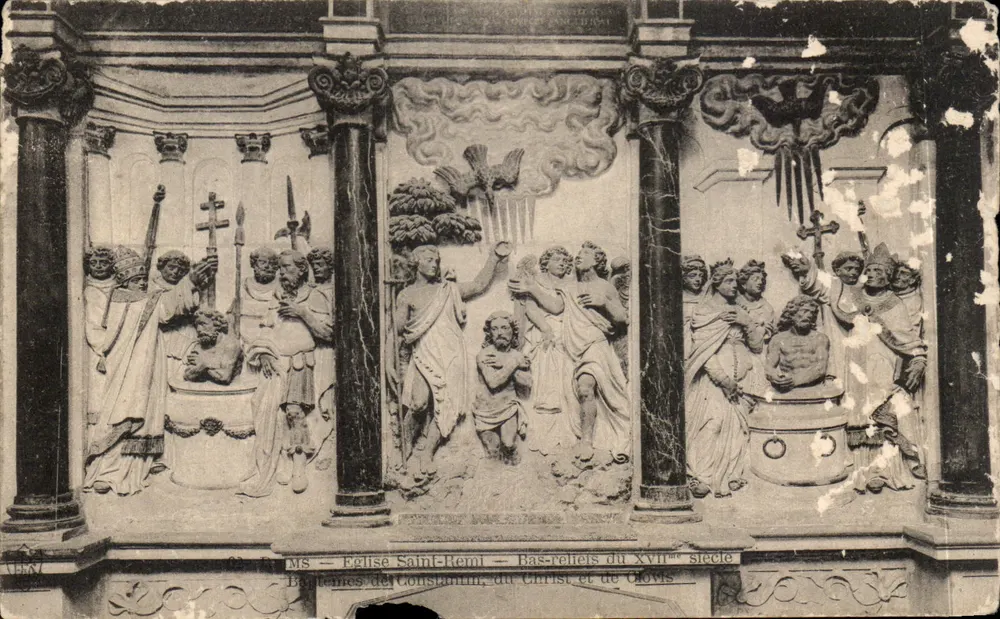 Reims - Église Saint-Remi — Bas-reliefs du Christ et de Clovis du XVIIe siècle — éditeur VERN - Frente