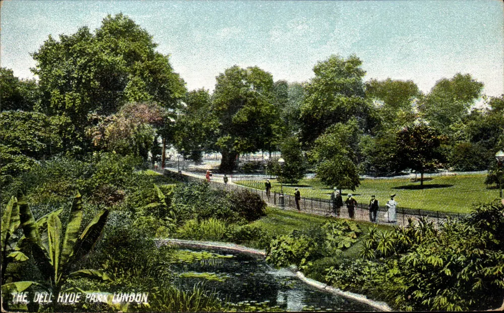 The Dell, Hyde Park, Londres — vista pitoresca com lago e passeios — editor P. & P. Cq Groydon - Frente