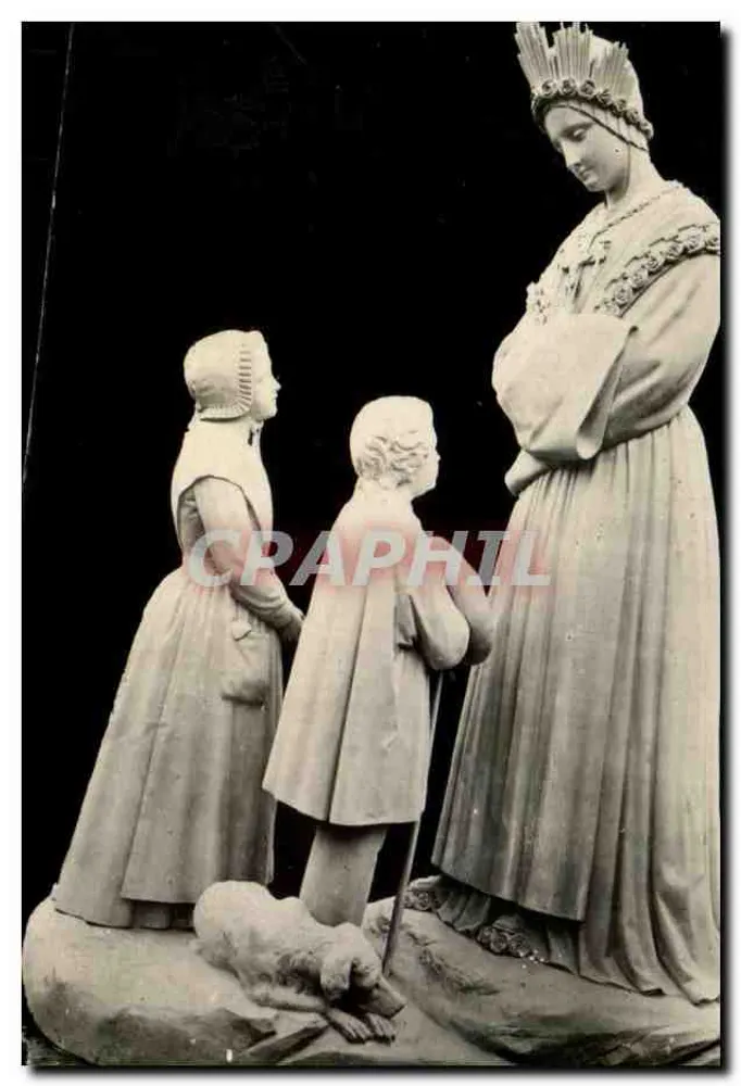 Estátua da Virgem Maria com dois crianças — editor não identificado - Frente