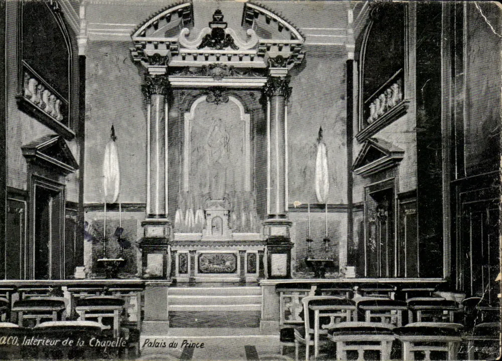 Interior da Capela — Palácio do Príncipe — editor L. V. 648 - Frente