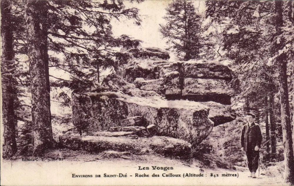 Os Vosges — Entorno de Saint-Dié — Roche des Cailloux (Altitude: 842 metros) — Edição C. L. N° 21 - Frente