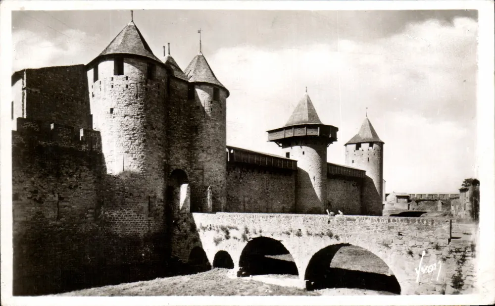 Carcassonne — Eingang zum Schloss, die Gräben — Les Éditions d'Art WWON/Paris - Vorderseite