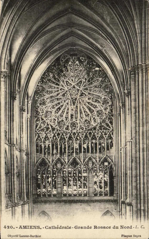 Amiens — Kathedrale — Große Rosenfenster im Norden — Objektiv Lacour-Berthiot - Vorderseite
