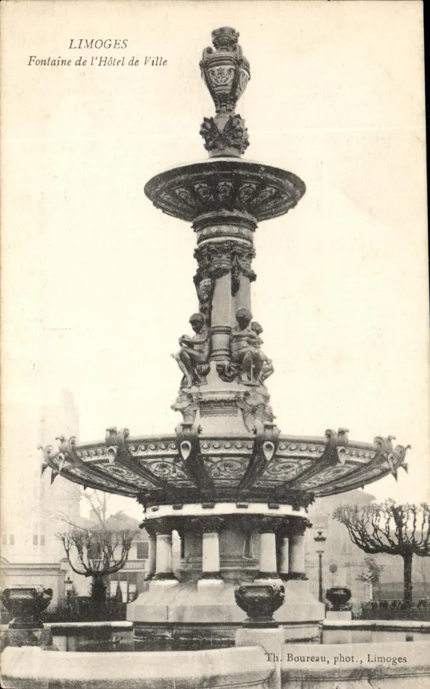 Limoges — Fontaine de l'Hôtel de Ville — Th. Boureau, phot., Limoges - Vorderseite