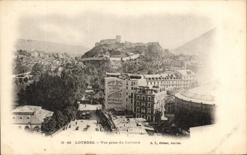 Lourdes — Vista tirada do Calvário — D. T., Editor, Lourdes - Frente