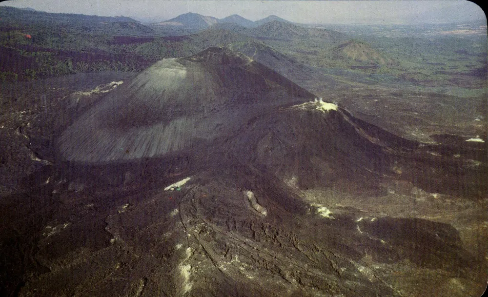 Volcán Paricutín — Luftbild — Ansichtskarte "VISTACOLOR" n° V3391 - Vorderseite