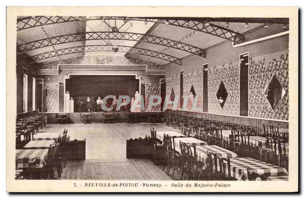 Neuville-de-Poitou / Vienne — Saal des Majestic-Palace — Ausgabe Barrère - Vorderseite