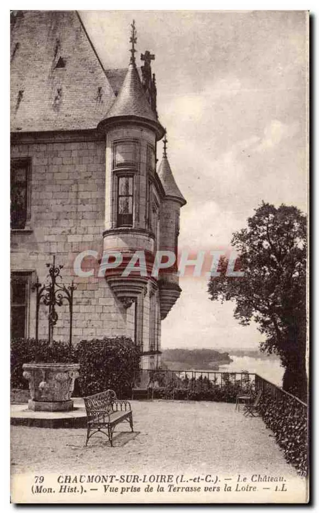 Chamont-sur-Loire — Aussicht von der Terrasse zum Fluss Loire — Das Schloss — (Monument Hist.) — n°79 - Vorderseite