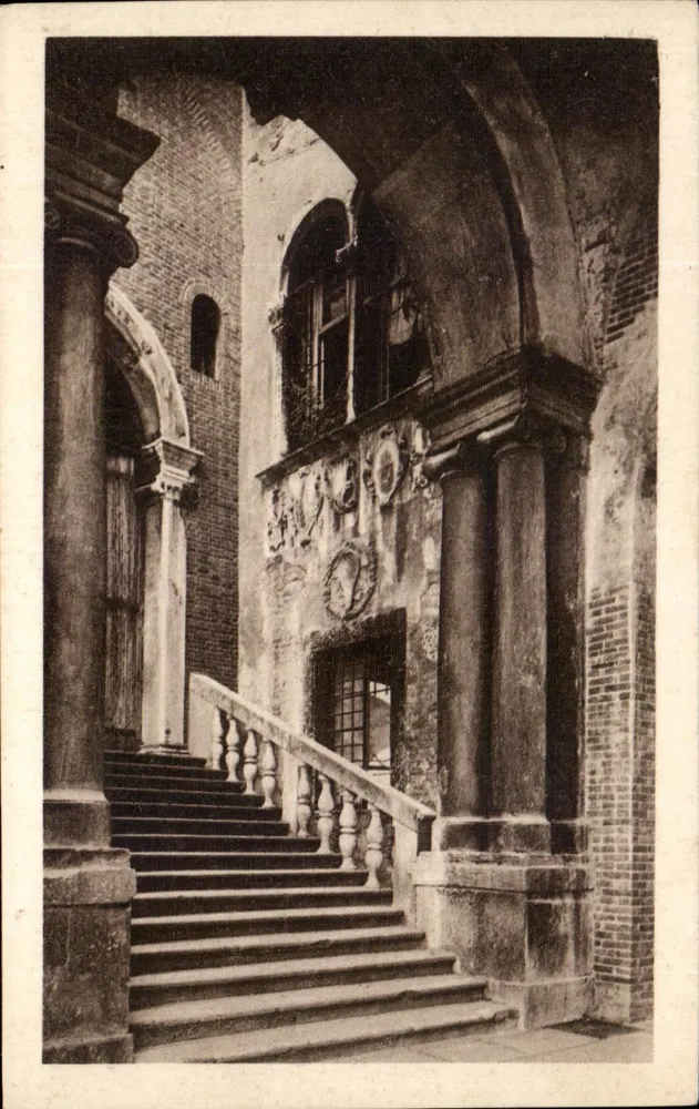 Vicenza — Reste des Palazzo del Podestà — Edit. L. Chiovato - Vicenza - Vorderseite