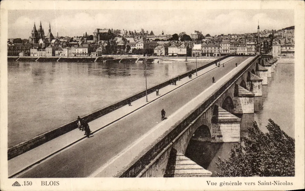 BLOIS — Vista geral em direção a São Nicolau — Cie des Arts Photomécaniques, n°150 - Frente