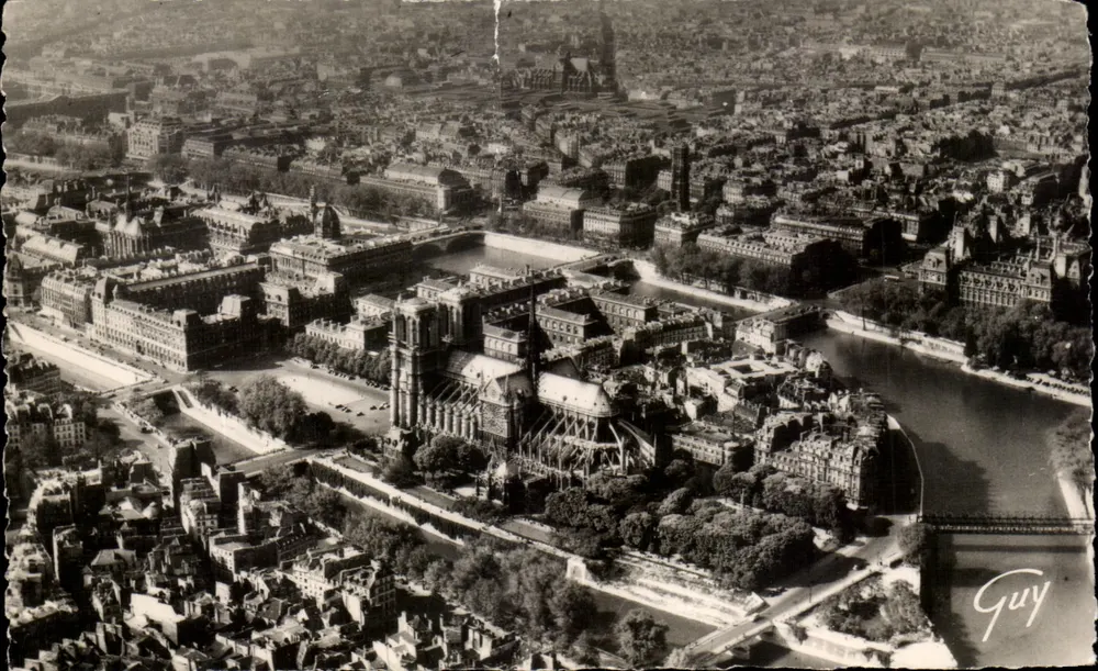 Luftansicht von Paris — Kathedrale Notre-Dame und die Seine — Verleger Guy - Vorderseite