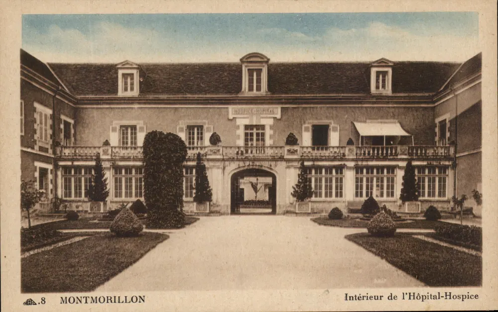 Montmorillon — Innenansicht des Krankenhauses-Hospizes — CIH des Arts Photomécaniques - Vorderseite