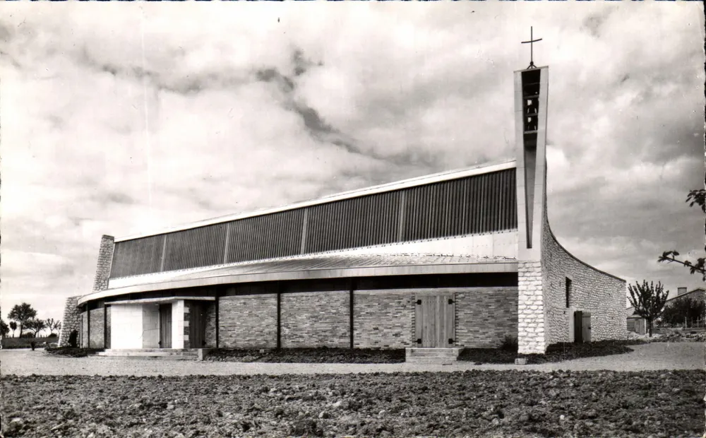 Kirche der Verkündigung — Le Planty — POITIERS — Photo NÉCER - Vorderseite