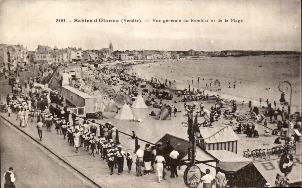Sables-d'Olonne (Vendée) — Allgemeiner Blick auf den Dünensand und die Strände - Vorderseite