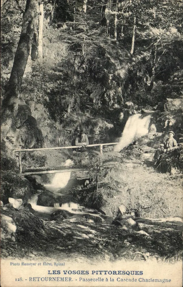 Pittoreske Vosges — Brücke bei den Charlemagne-Wasserfällen — Foto Homéyer et Ehret, Epinal, Nr. 128 - Vorderseite