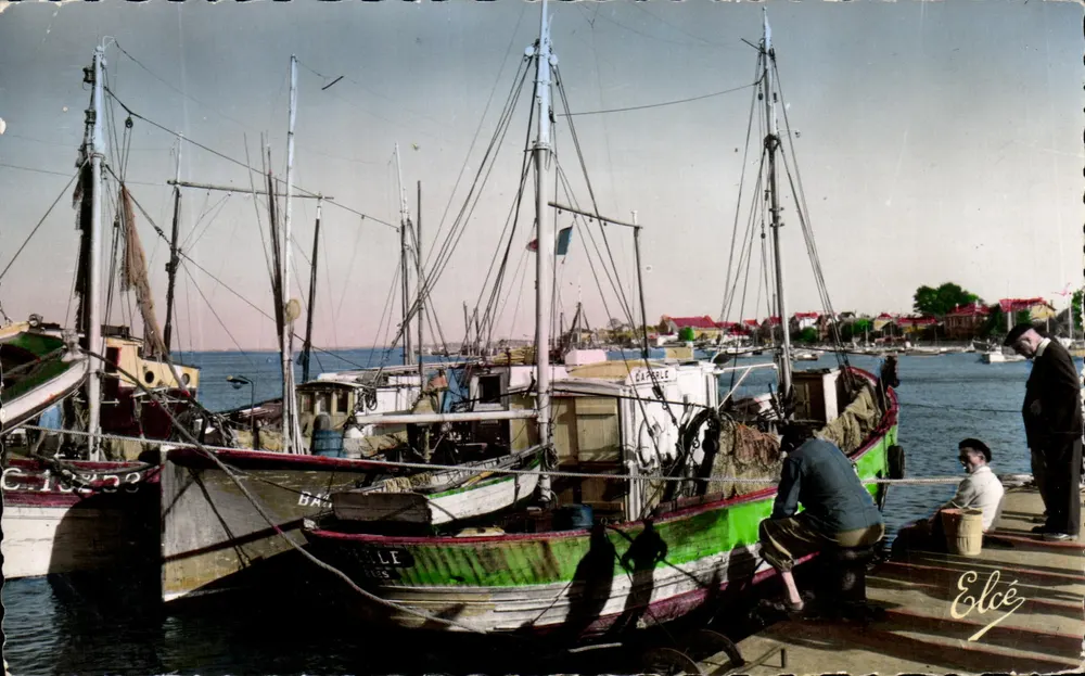 De Sardiniers — Arcachon (Gironde) — L. Châtagnéau, Victor-Hugo - Reproductie verboden - Voorkant