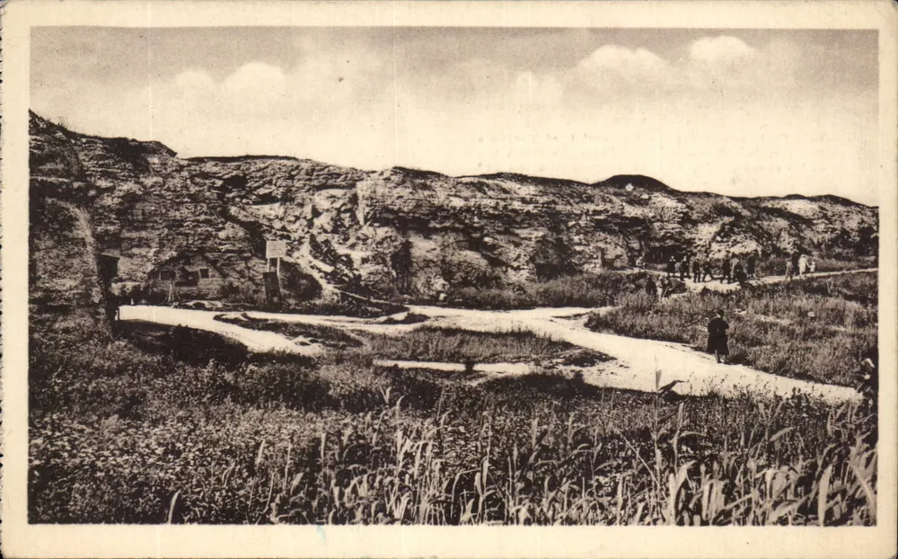 O Forte de Douaumont — Verdun — editor Verdon, n° 462 - Frente