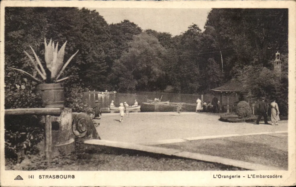 Estrasburgo - A Orangerie - O Embarcadouro — Bilhete postal antigo n°141, editor CP DES ARTS - Frente