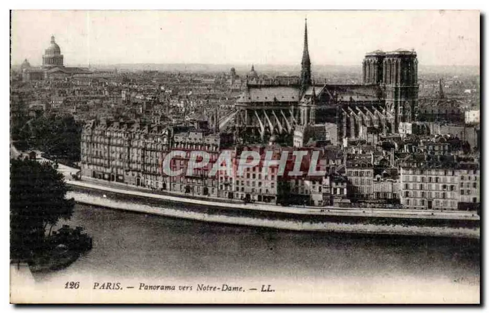 Paris — Panorama em direção à Notre-Dame — LL. — n° 126 - Frente