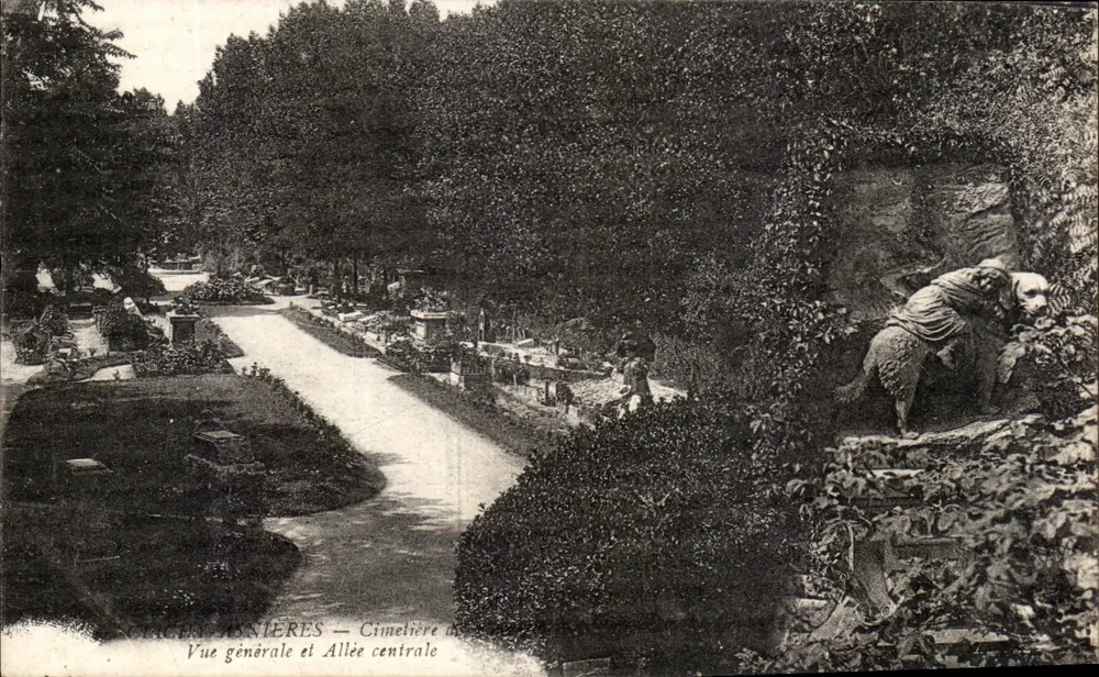 Asnières — Friedhof, Allgemeiner Blick und Mittelgang - Vorderseite