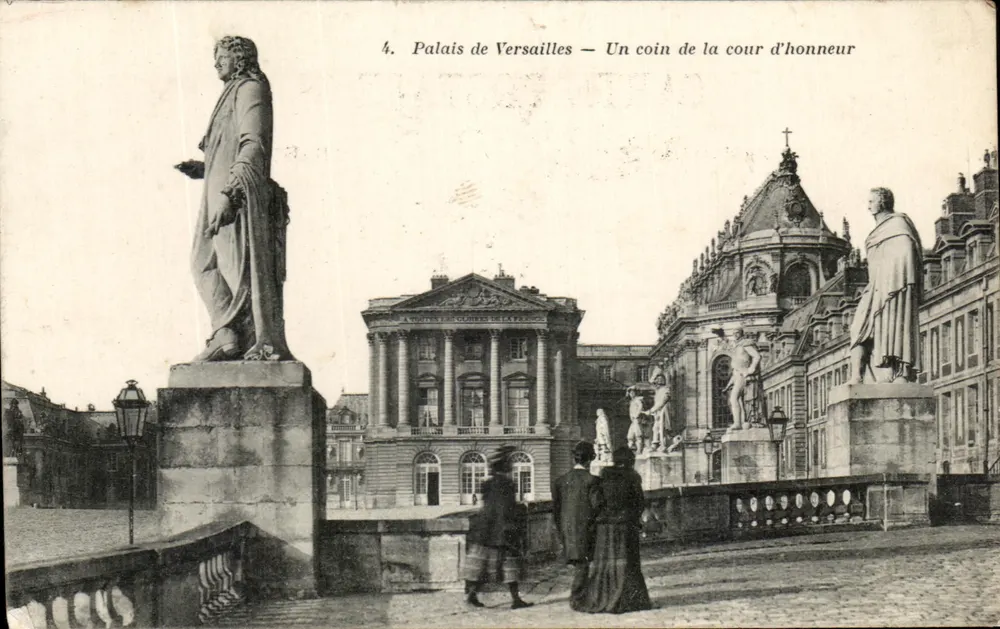 Palast von Versailles — Ein Eckbereich des Ehrenhofes — Verleger: Société des Cartes Postales de France, Nr. 4 - Vorderseite