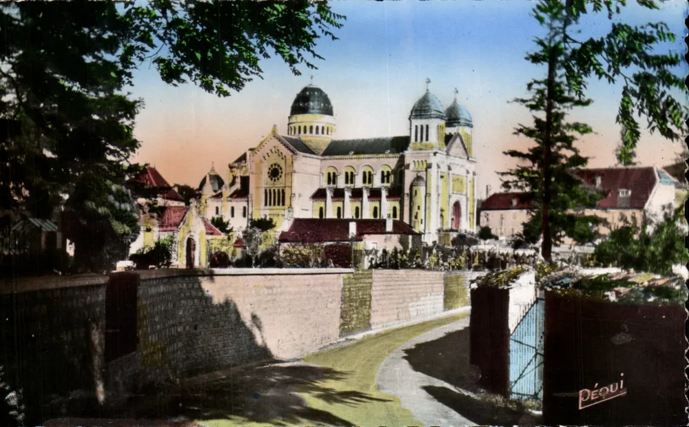 BESANÇON-LES-BAINS — Basilika Saint-Ferjeux — Verlag Péquignot, n° 129 - Vorderseite