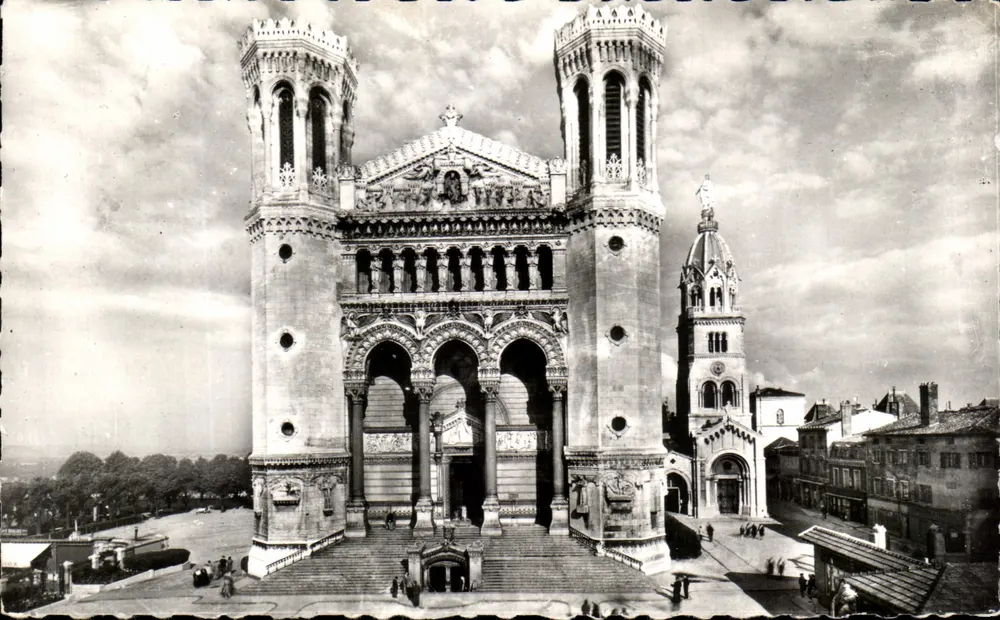 Basílica Nossa Senhora de Fourvière — Lyon — Edições J. Cellard - Frente