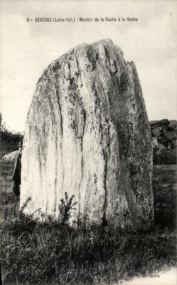 Séverac (Loire-Inf.) — Menhir da Roche à la Vache — F. Chappeau, Imp. - Nantes - Frente