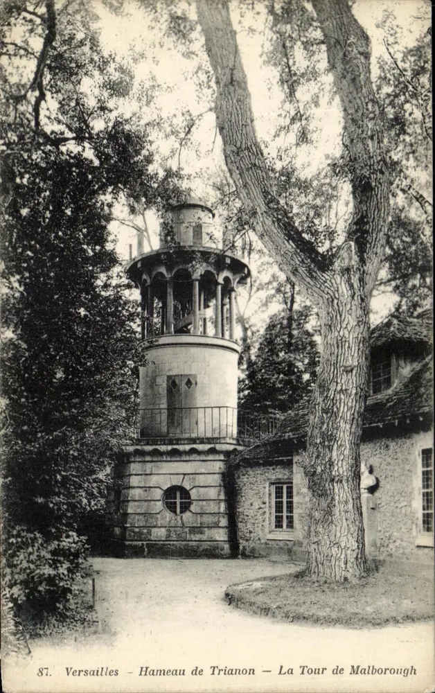 Versailles - Hameau de Trianon - Die Malborough-Turm - Vorderseite