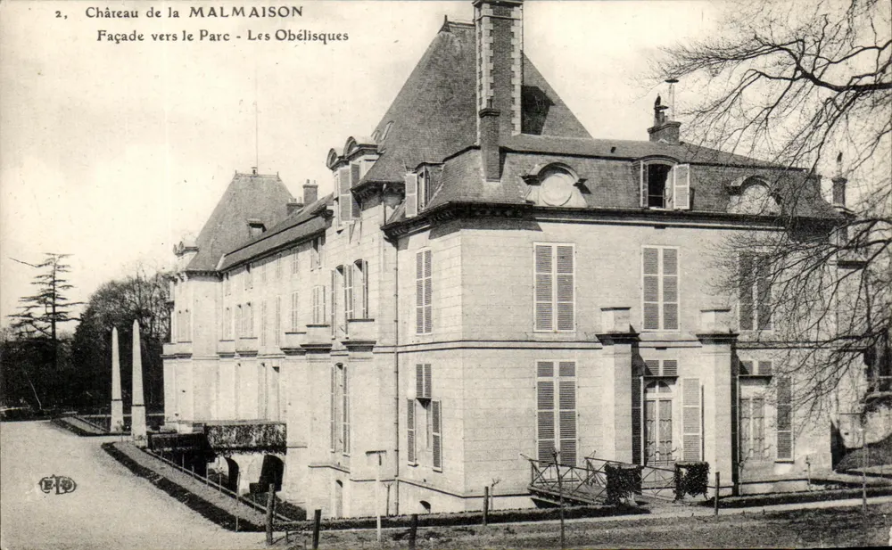 Castelo de La Malmaison — Fachada para o Parque - Os Obeliscos — Editor E.19 - Frente