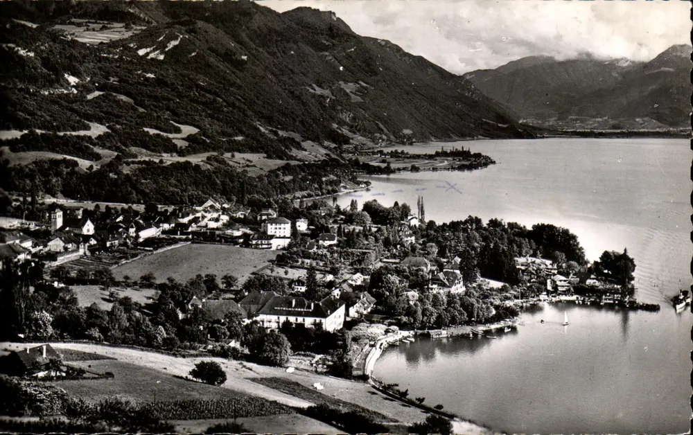 Talloires — Luftbild — Luftaufnahmen J. Cellard - Vorderseite