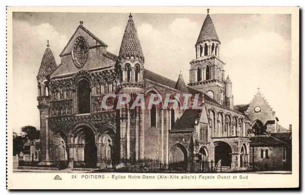 Poitiers - Église Notre-Dame (XIIe-XIIIe siècle) - Façade Ouest et Sud - Vorderseite