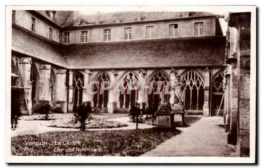 Verdun — O Cloître, Pátio do Lado Noroeste — Jéronim Toulouse - Frente