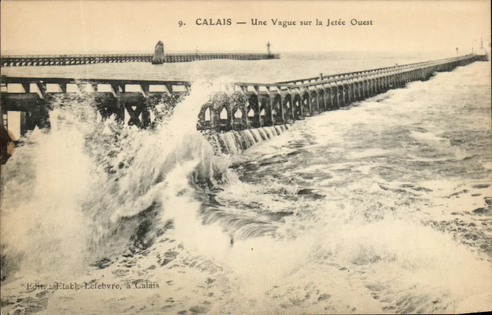 CALAIS — Een golf op de westelijke kade — Ed. Lefebvre, te Calais, n°9 - Voorkant