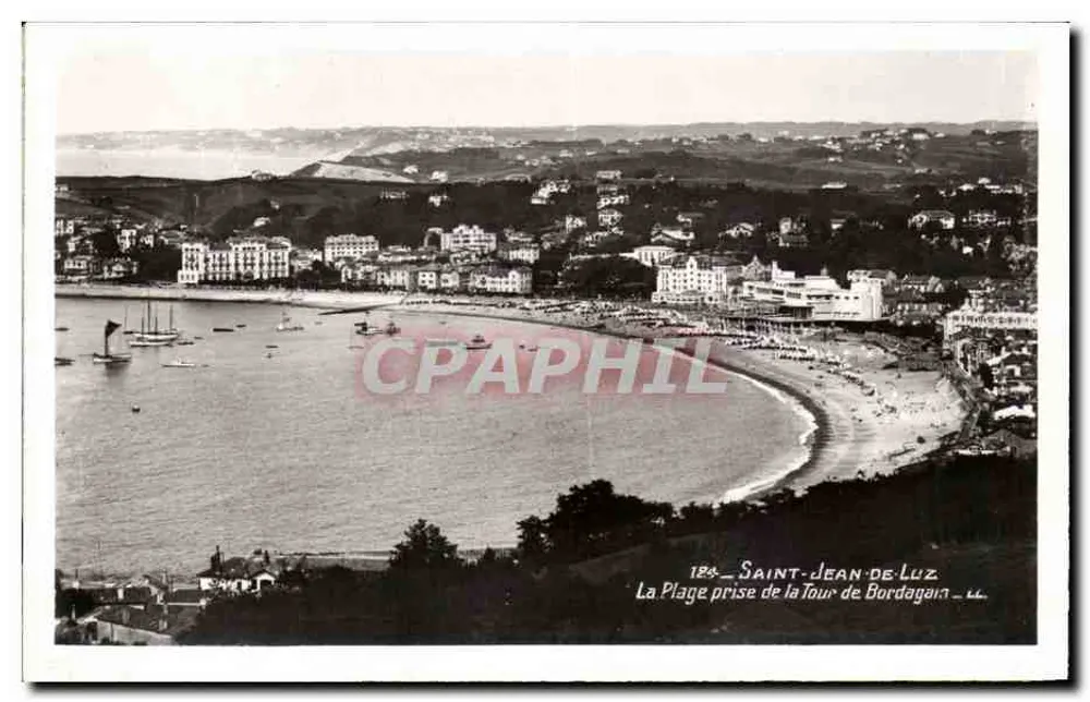 Saint-Jean-de-Luz — Die Strand von der Bordagain-Turm — C.A.P. « REAL-PHOTO » PARIS - Vorderseite