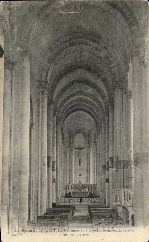 Kirche von CUNAULT — Romanische Teil der Hauptnave, 12. Jahrhundert - Vorderseite