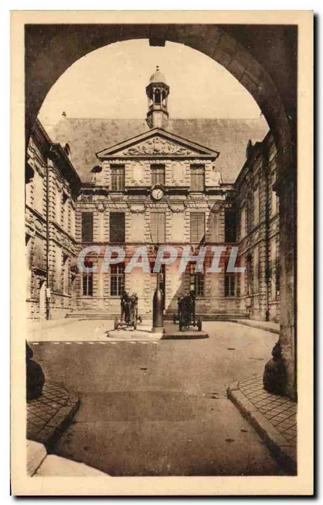 Verdun — Cour d'honneur de l'Hôtel de Ville — Éditions de Verdun - Vorderseite