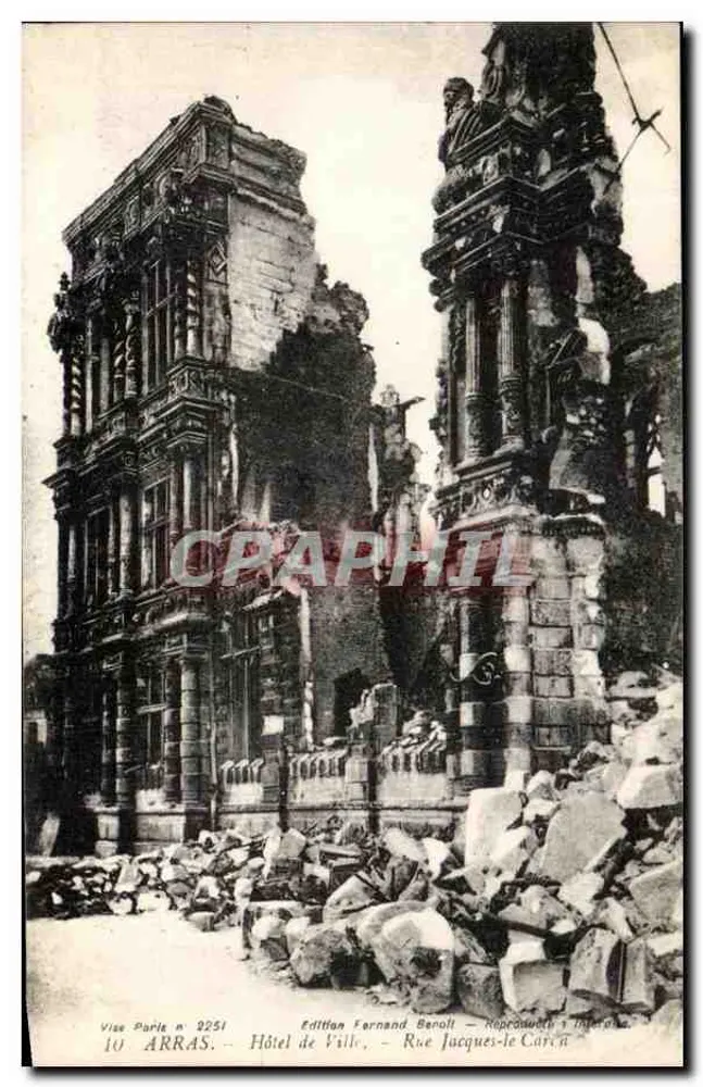 Arras — Ruinen des Rathauses — Edition Fernand Benoît, n° 2251 - Vorderseite