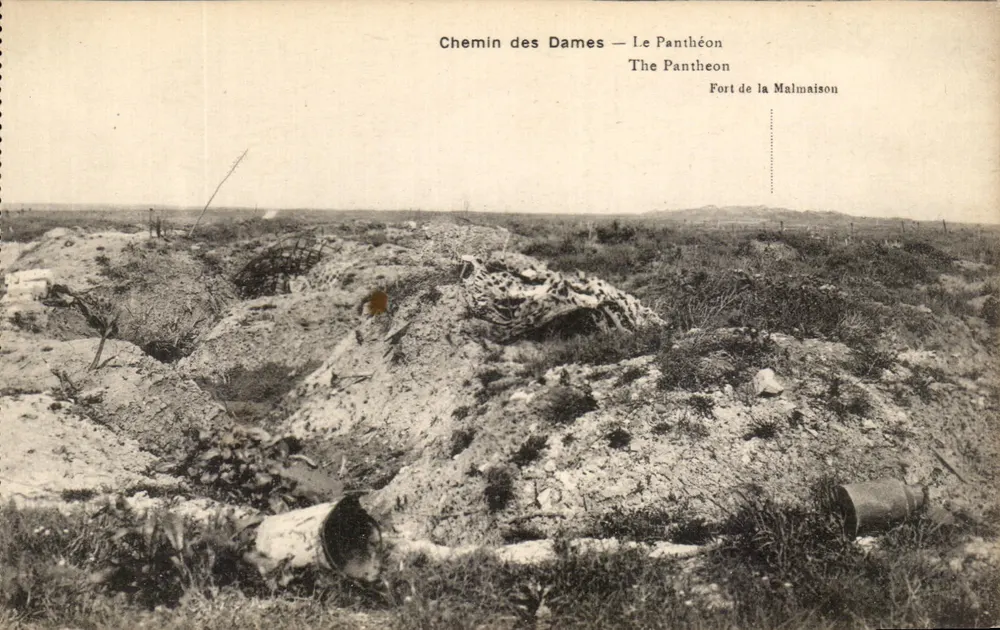 Caminho das Damas — O Panteão — Forte da Malmaison - Frente