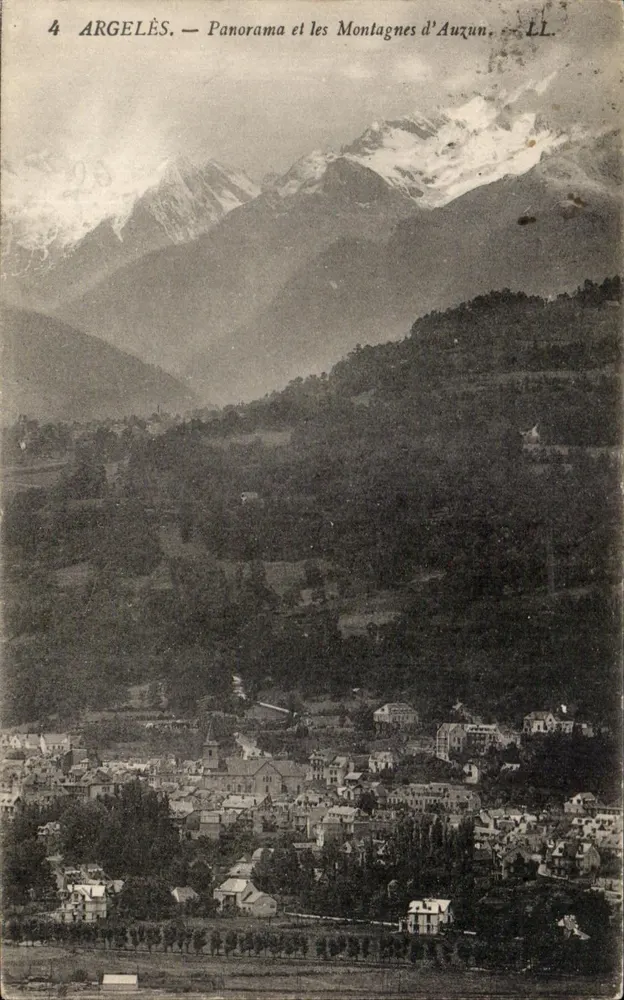 Argelès — Panorama und die Montagnes d'Auzun — LL - Vorderseite