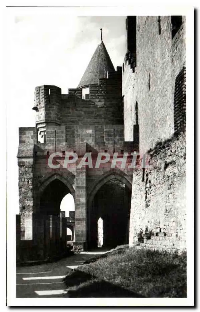 Carcassonne (Aude) - A Cidade - Echauguette do Castelo — Edição d'Art Bel France, Caen - Frente