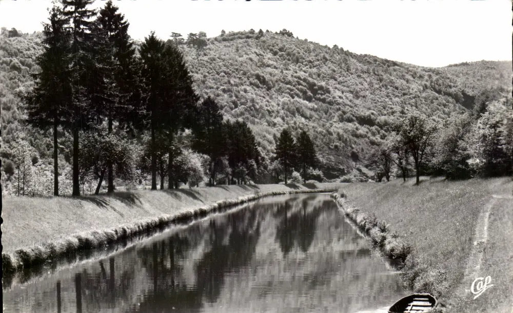 Vale da Meuse — A Meuse entre Monthermé e Deville — C.A.P. Letellier - Frente