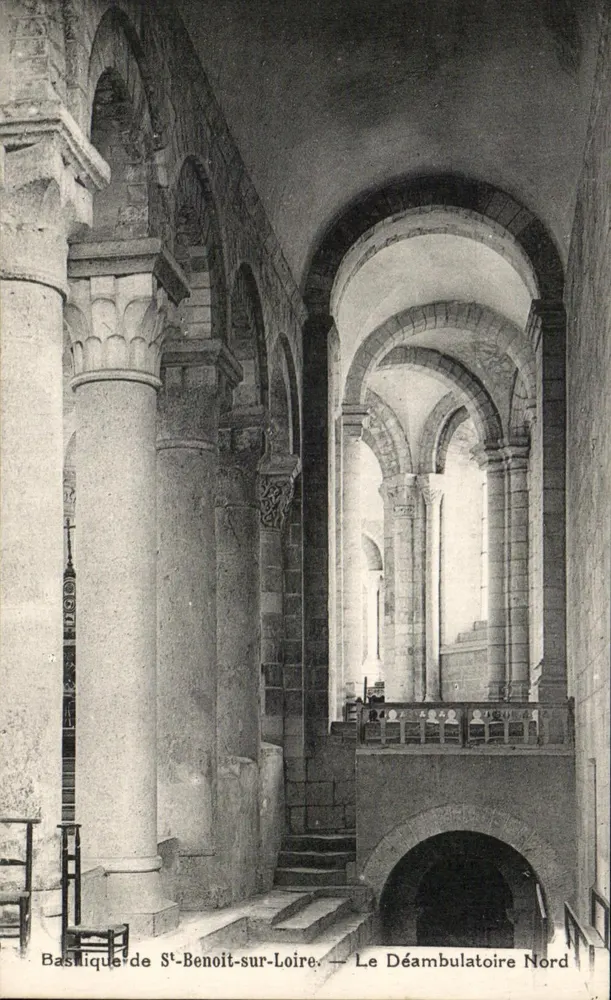 Basilika von St-Benoît-sur-Loire — Der nördliche Ambulatorium - Vorderseite