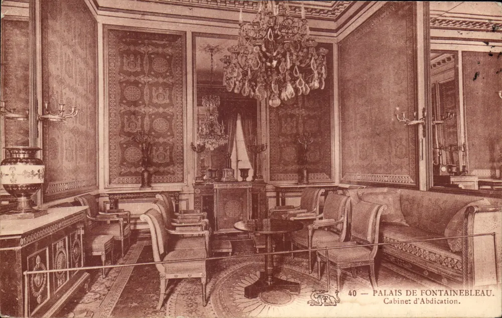 Palácio de Fontainebleau — Quarto de Abdição — editor T. F. n°40 - Frente