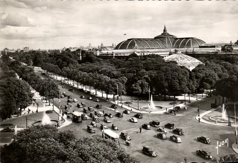 Paris — Rond-Point dos Campos Elísios — Edição de A. Rue Marial, Paris - Frente