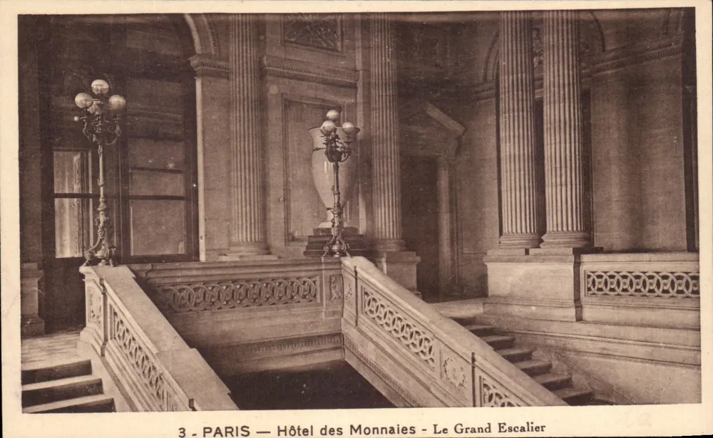 PARIS — Münzhof — Der Große Treppenaufgang — n°3 - Vorderseite
