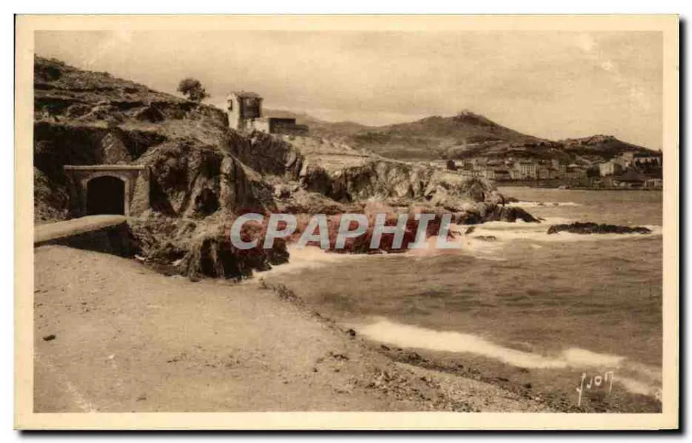 Port-Vendres (Pyrénées-Orientales) — Die Klippen und der Tunnel — Editions d'Art Yvon, Paris - Vorderseite